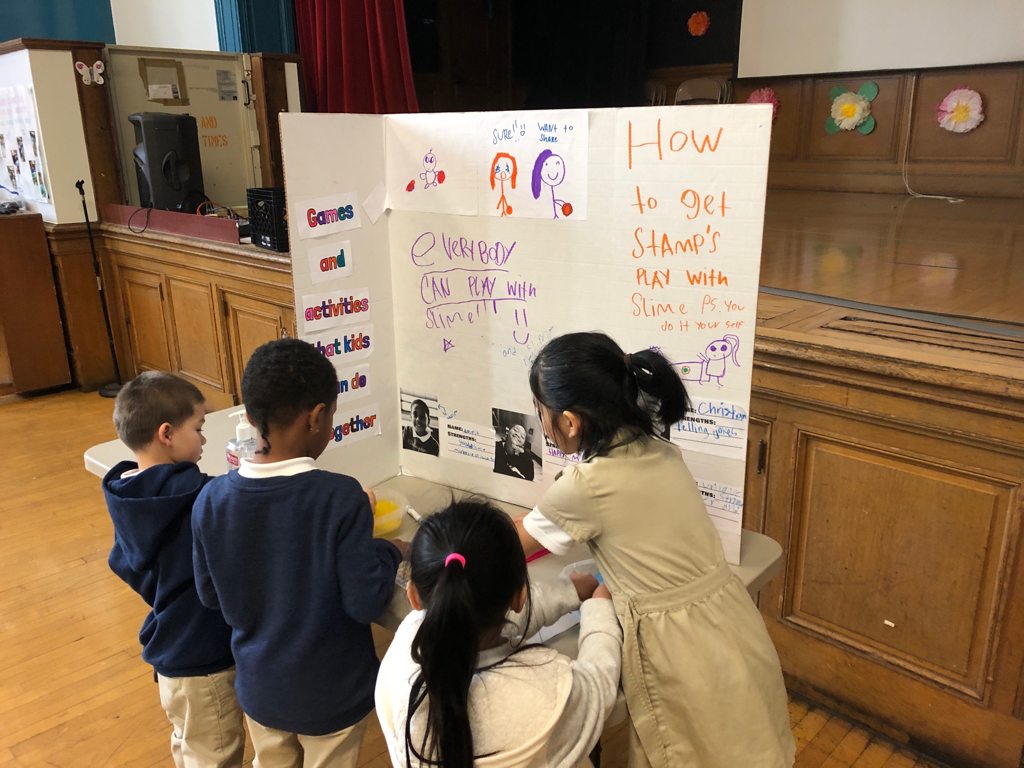 students at Sanchez STEAM Fair