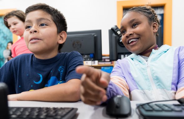 Students work together