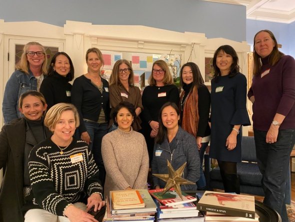 Lowell College Counseling Center Volunteers