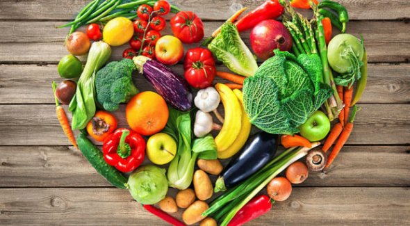 Food organized in Heart Shape