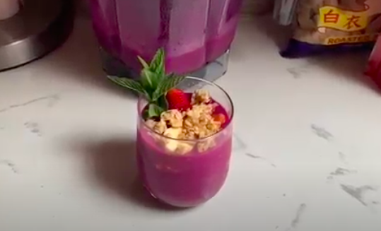 strawberry smoothie
