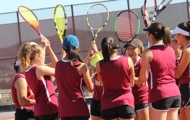 ALHS' Girls Tennis Team