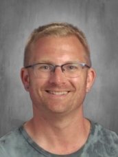 Teacher Aaron Dilts