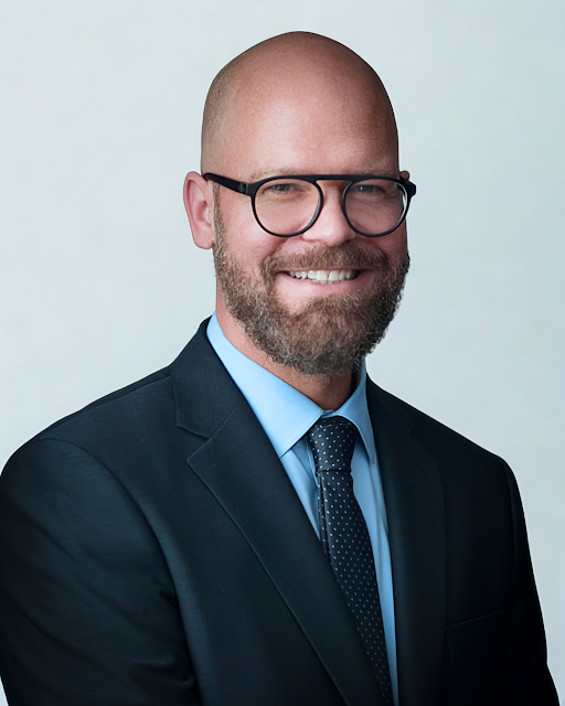 Chris Mount Benites